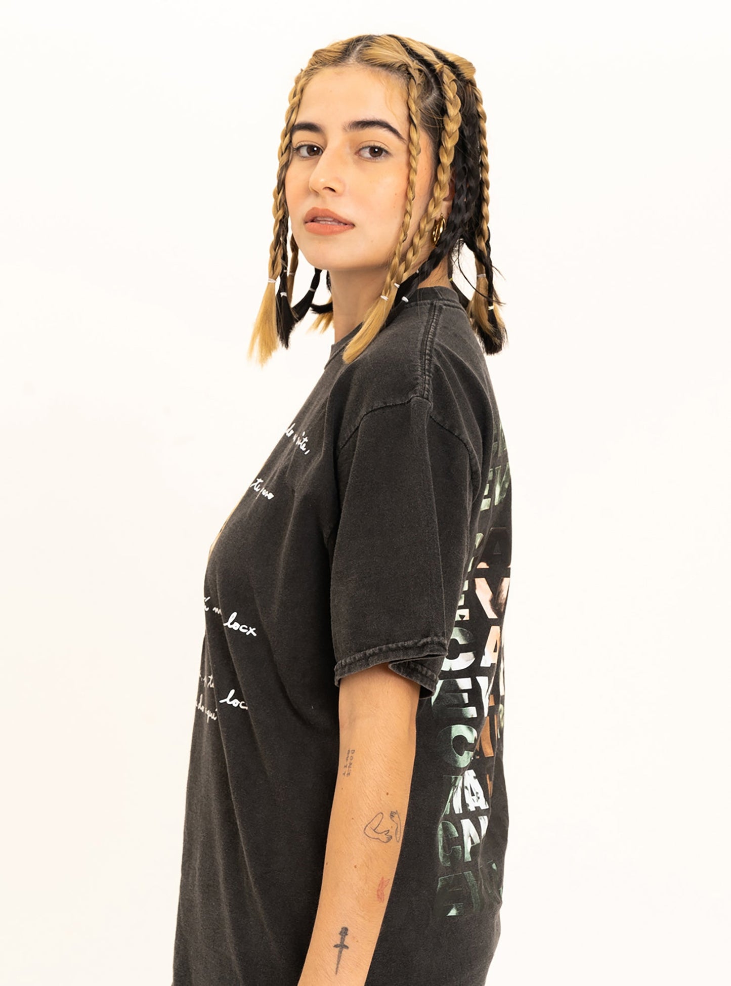 Camilo Y Evaluna Tee