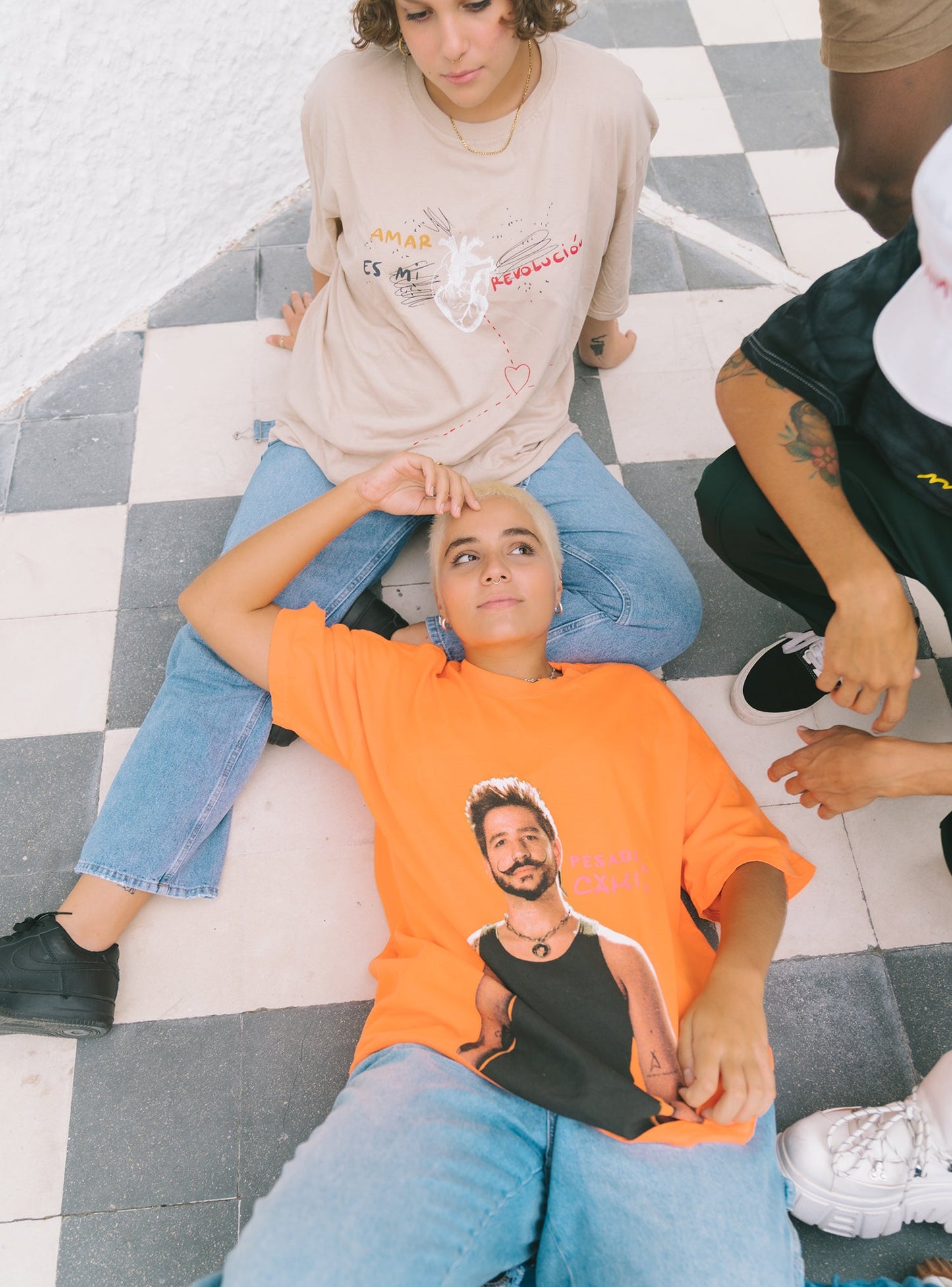 Camilo Pesadilla Tee
